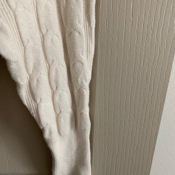 Cyrus Ladies Size S Ivory Knit Sweater Crew Neck Long Sleeve Soft Pullover - Picture 9 of 9